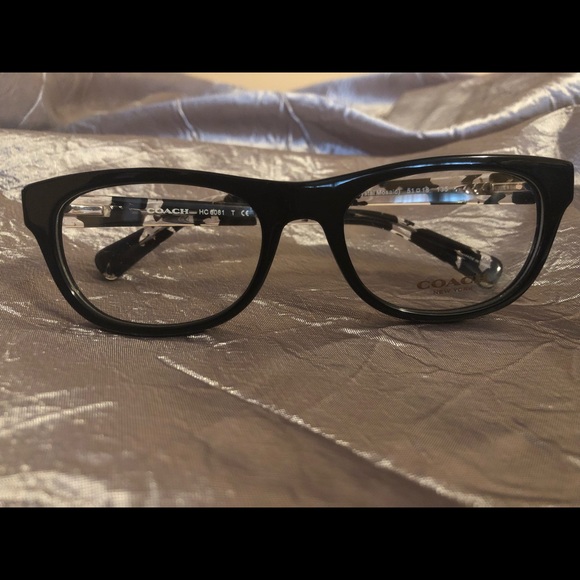 Coach Accessories - 🖤COACH🖤blk&clear print FRAMES
